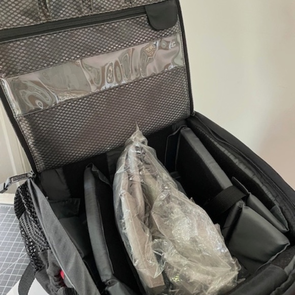 Tamrac Adventure 9 Camera backpack with storage - Picture 6 of 8